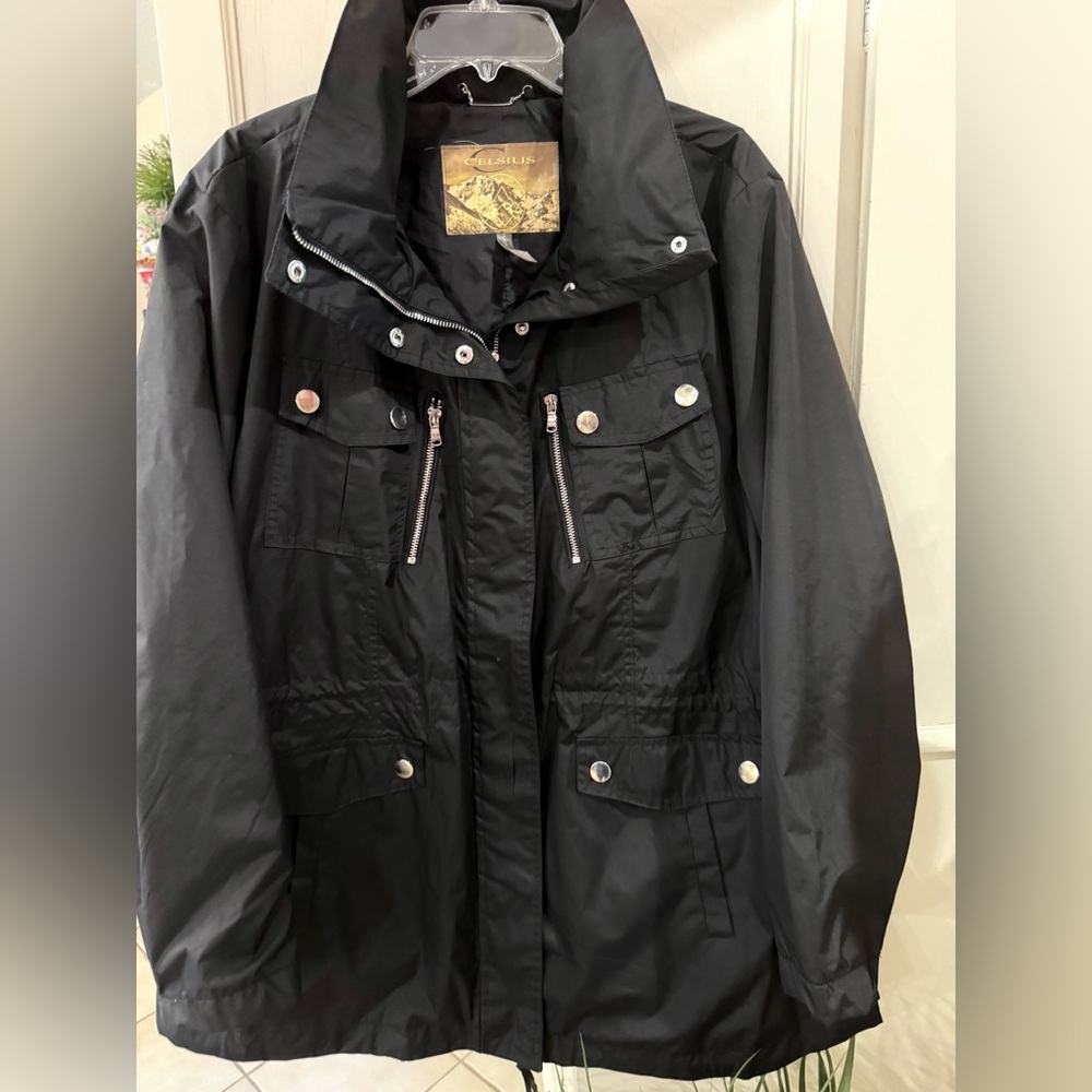 Celsius women's premier, black windbreaker/ rain jacket w/hood size 3-XL